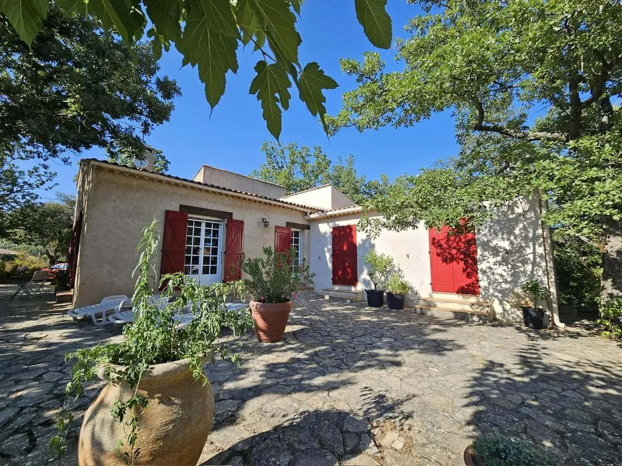 La Genestiere Villa Draguignan 0*,