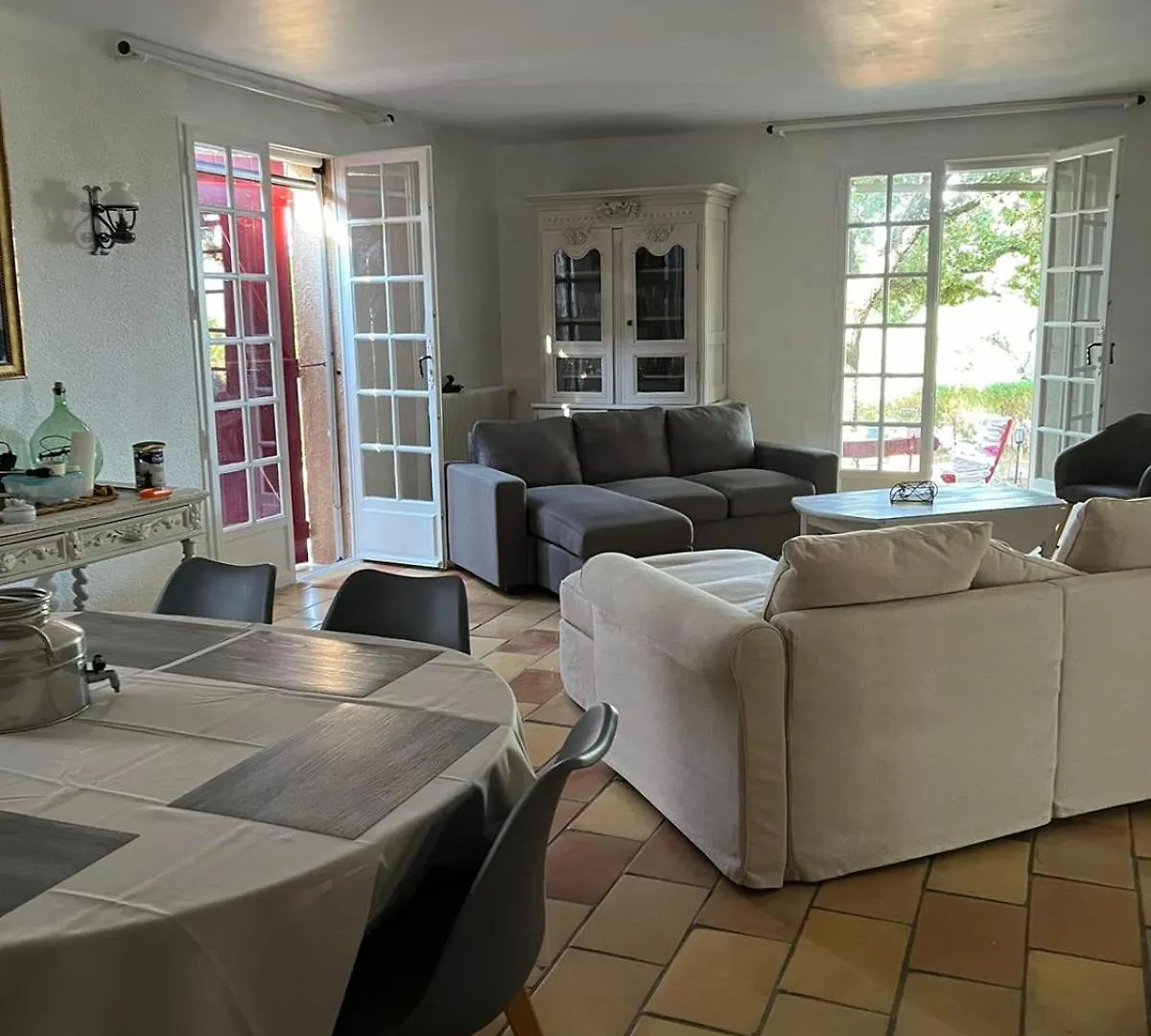 La Genestiere Villa Draguignan 0*,